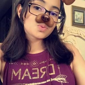 Meet your Posher, Fernanda